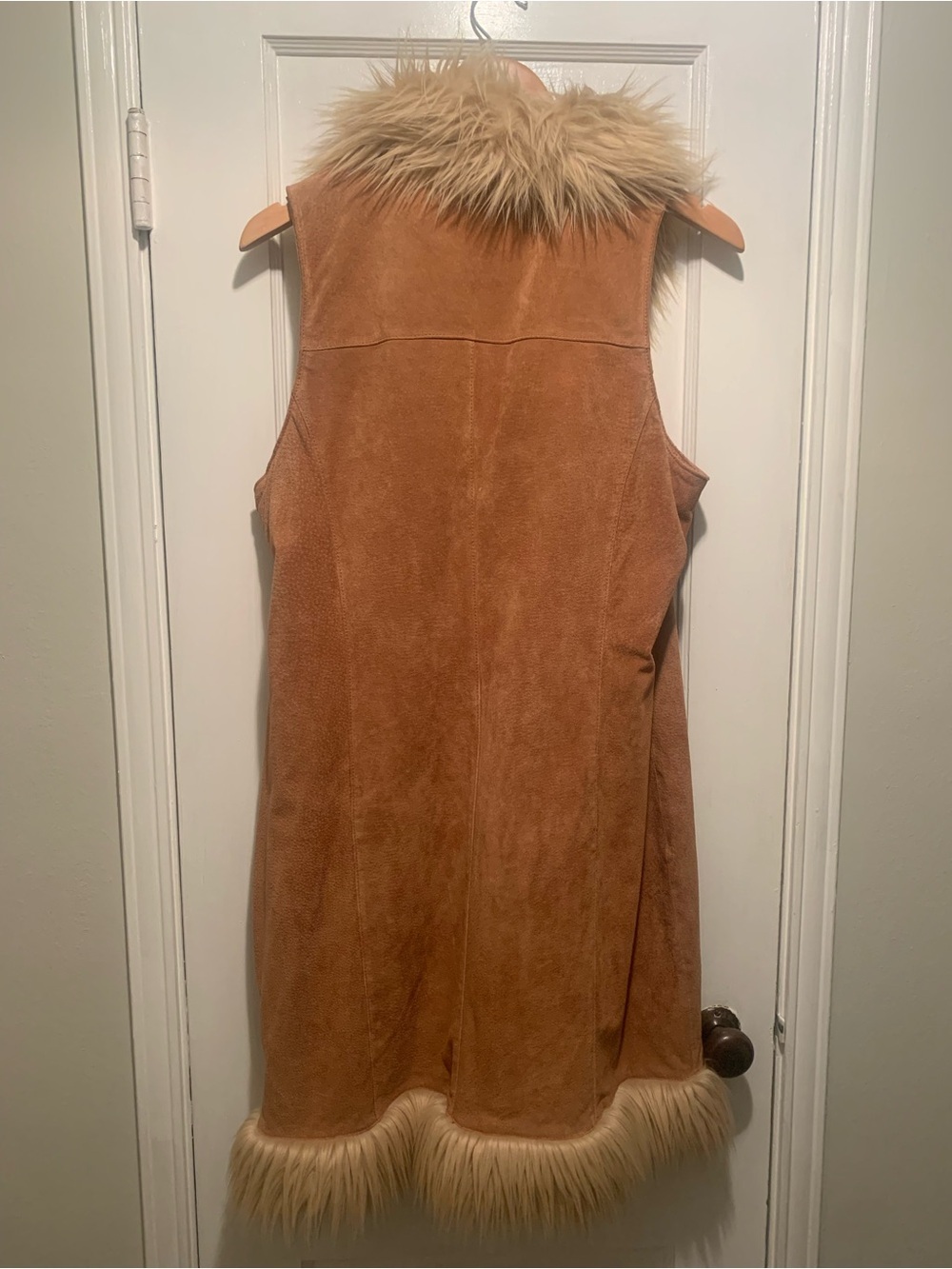 Wilsons Leather Maxima Penny Lane Style Long Suede Leather Fur Trim Vest Size L - Picture 5 of 16